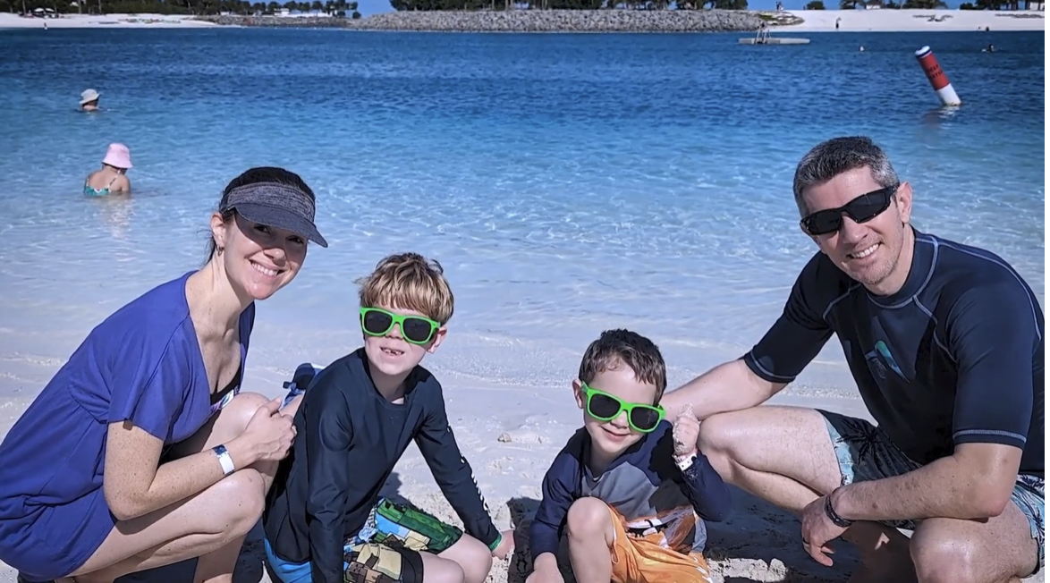 How an FBI Career Led to a Lucrative Home Travel Business