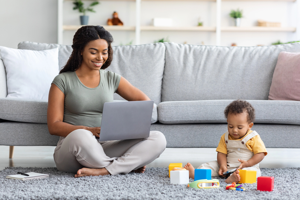 17 Best Summer Work From Home Jobs for Moms